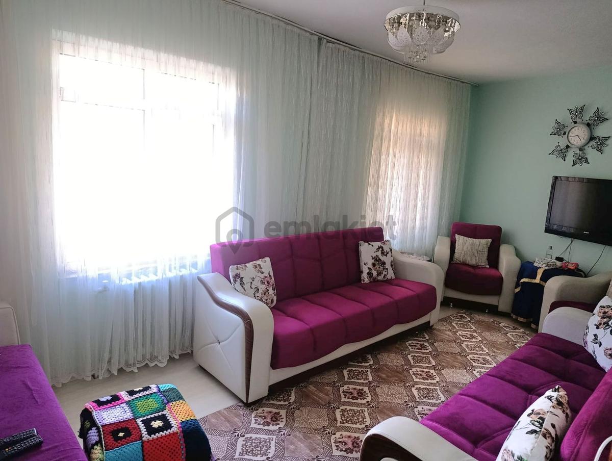 Keşan İstiklal Caddesi Üzerinde Satılık 3+1 Daire - 18