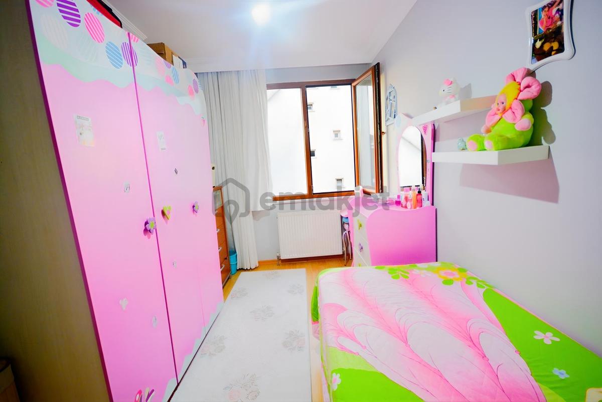 Demokrasi Caddesinde 85 M2 Satılık Cadde Üzerinde 2+1 Daire!! - 11