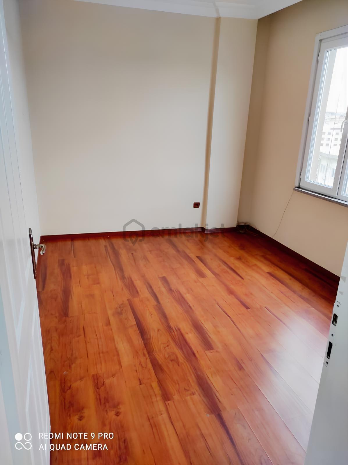 ╣goped╠ Gop Belediyesi Yanında Satılık 80m2 2+1 3.kat Daire - 8