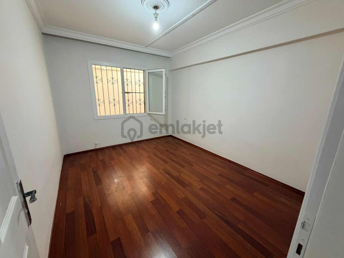 Davutlar Merkezde& Verandalı / Genıs 3+1 Daıre - 10