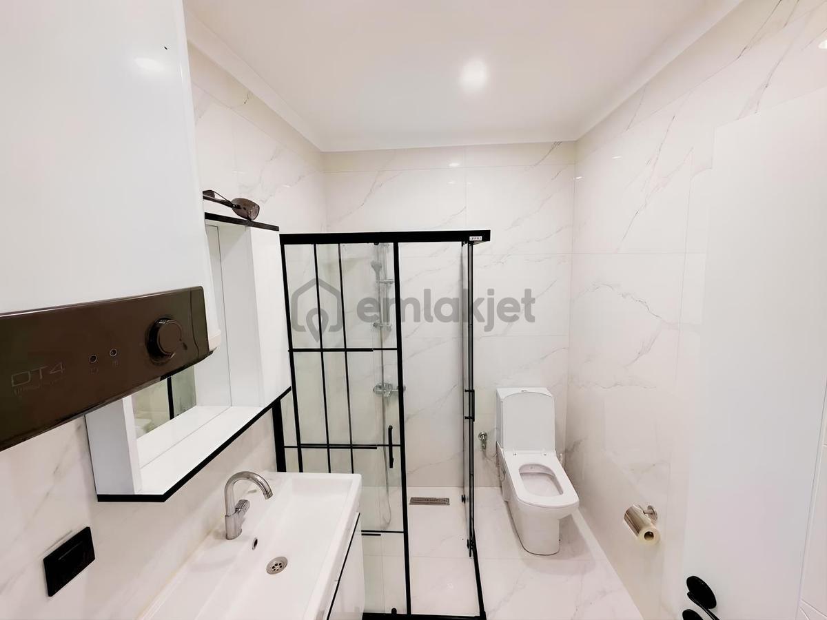 Davutlar Merkezde / Esyalı & Modern 1+1 Yenı Daıre - 4