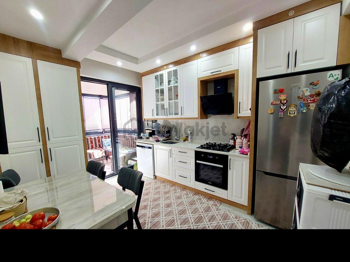 Nehirden Muratdede Mahallesinde Satılık 2+1 Daire