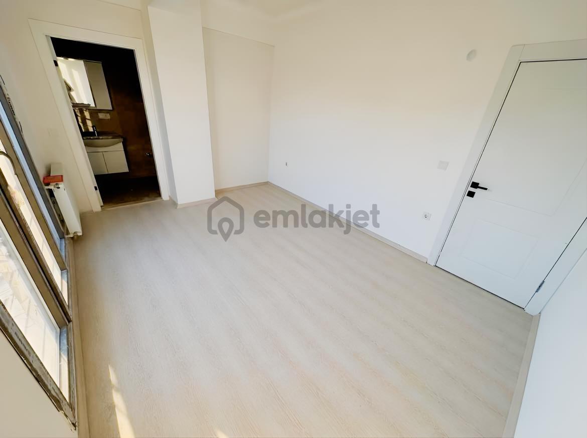 Onmax Bahçelievler'de Satılık 2+1 Ebeveyn Banyolu Daire - 19