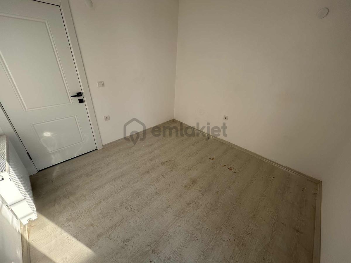 Onmax Bahçelievler'de Satılık 2+1 Ebeveyn Banyolu Daire - 14