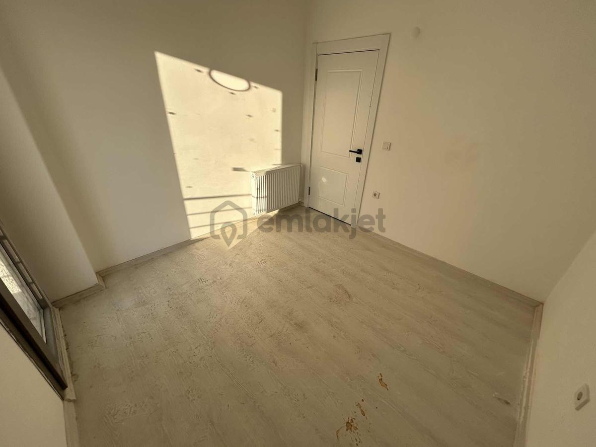 Onmax Bahçelievler'de Satılık 2+1 Ebeveyn Banyolu Daire - 13
