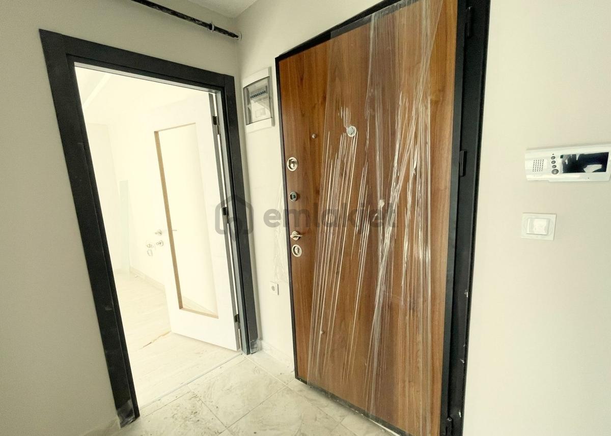 Mertcan'dan Havuzlu Güvenlikli Lüks Sitede Ara Kat 2+1 Daire - 14