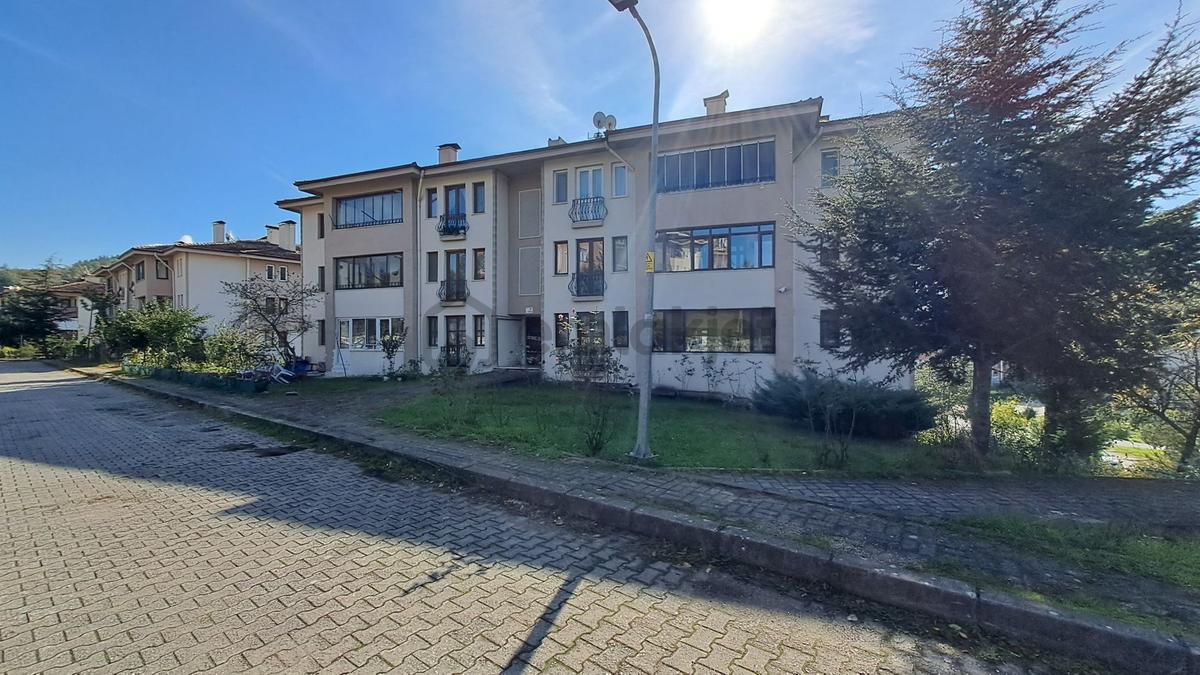 Kalıcı Konutlar 3. Bölgede Satılık Bakımlı Daire - 18