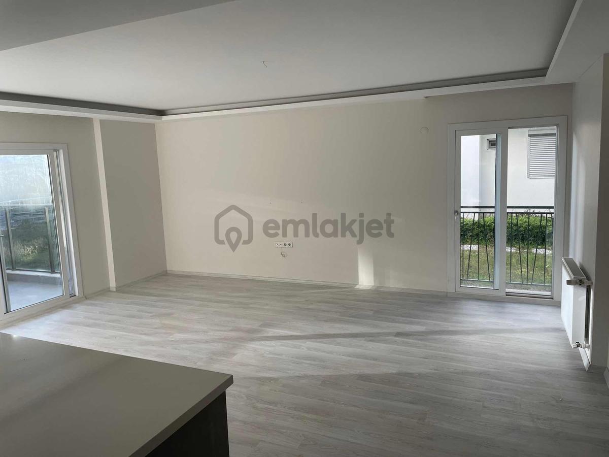 Merkezi Konum & Doğalgaz / Site İçerisinde Satılık 2+1 Daıre - 15