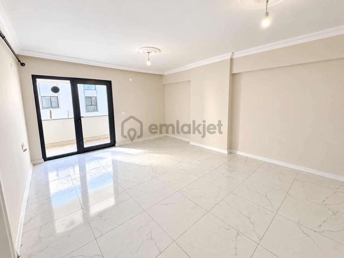 Cumhuriyet Mahalesinde 83 M2 2+0 Daire Kombi İçinde - 7