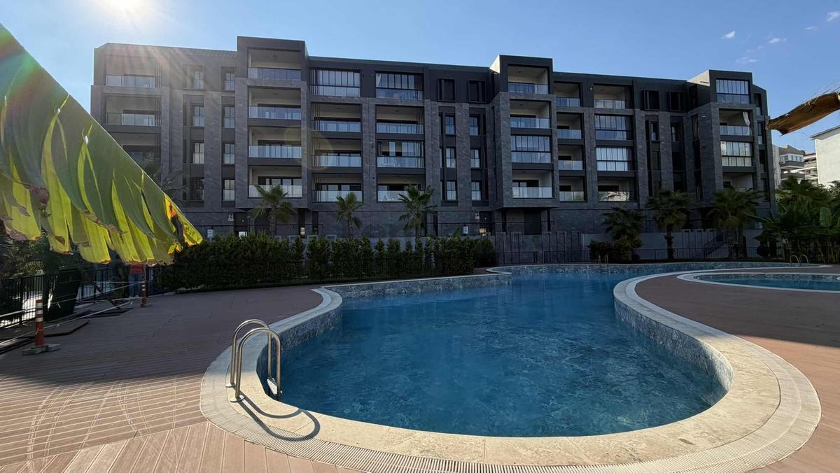 Kuşadası Merkezde 3+1 Ultra Lüks Daire - 4