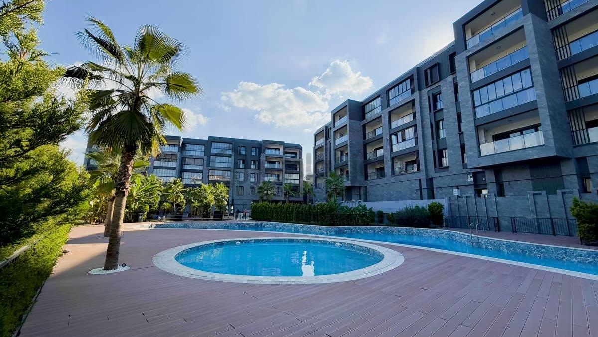Kuşadası Merkezde 3+1 Ultra Lüks Daire - 3