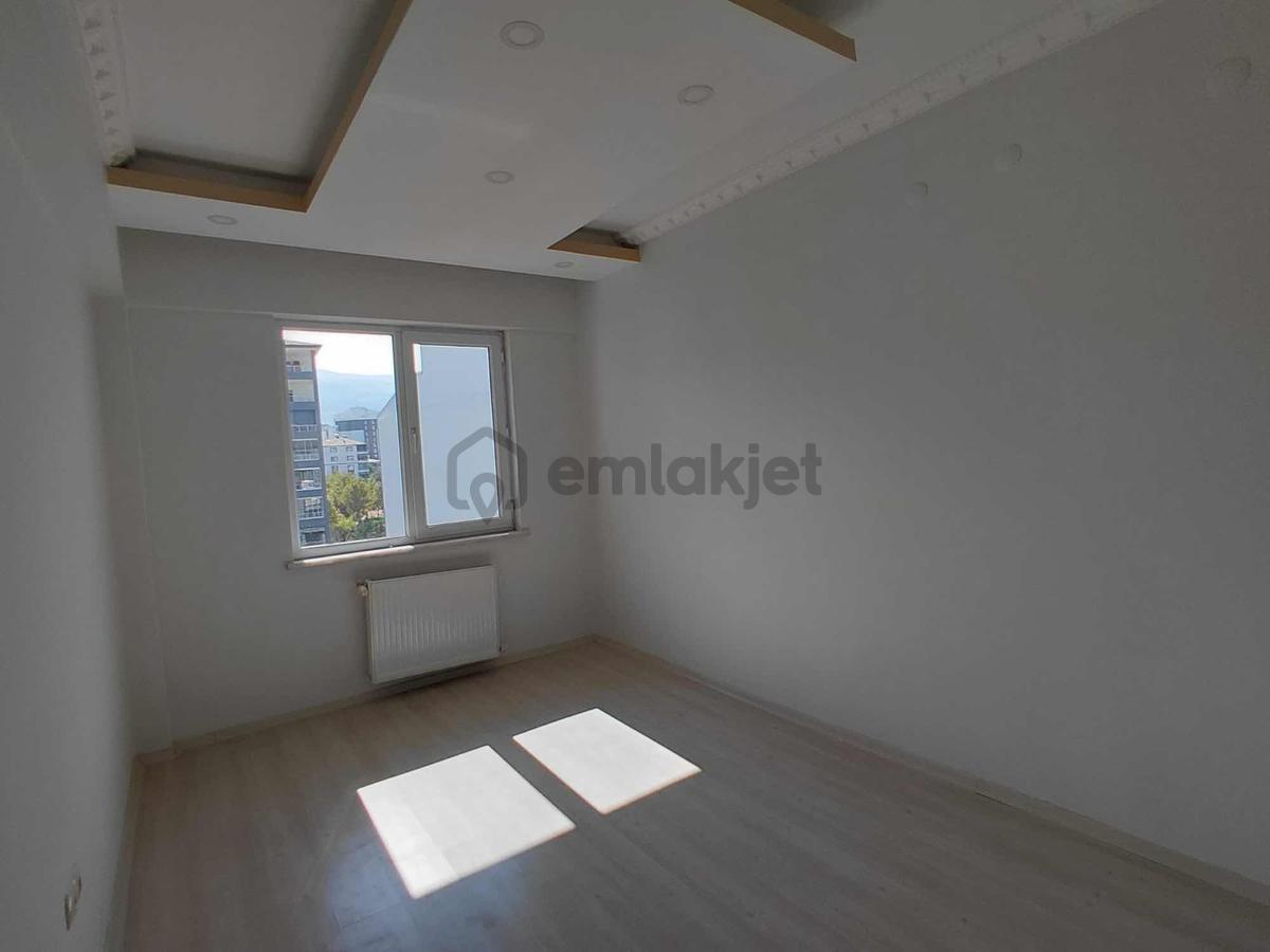 Özhan'dan Göztepe Mahallesin'de 3+1 Kiralık Lüx Daire - 7