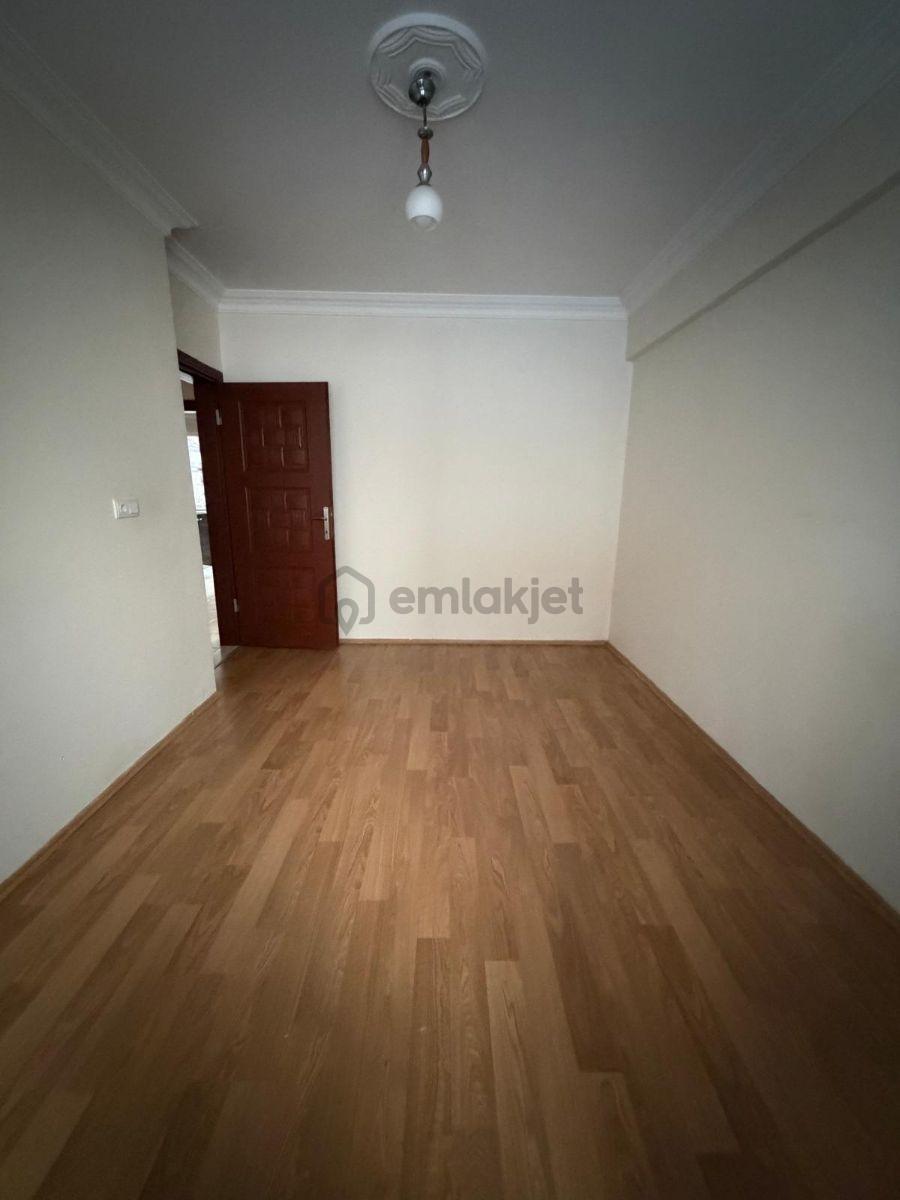Agm Den Reşadiye Mahallesi Yapı Kredi Civarı Kiralık Daire - 9