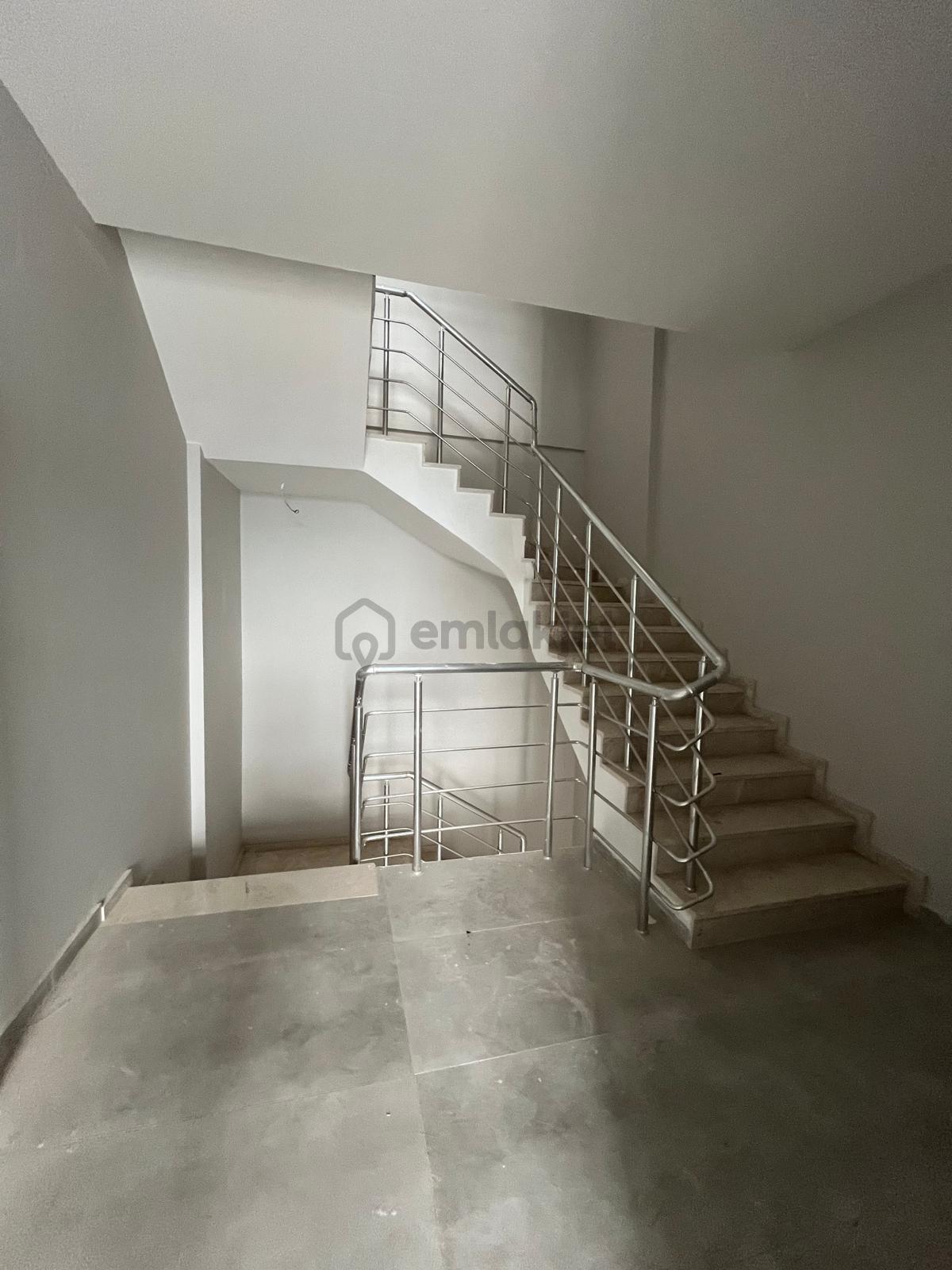 Kepez Devlet Hastanesi Karşısı Cadde Cephe 1.kat 2+1 Ofis/daire - 17