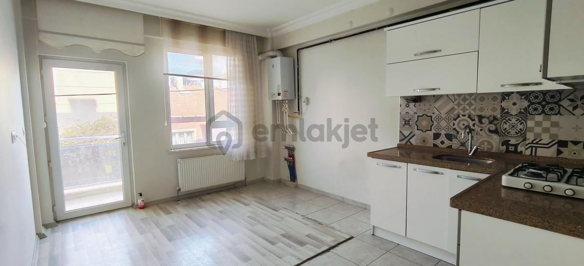 71 Evler Mahallesi 1+1 Kiralık Şehir Hastanesi 200 Metre Mesafe - 4