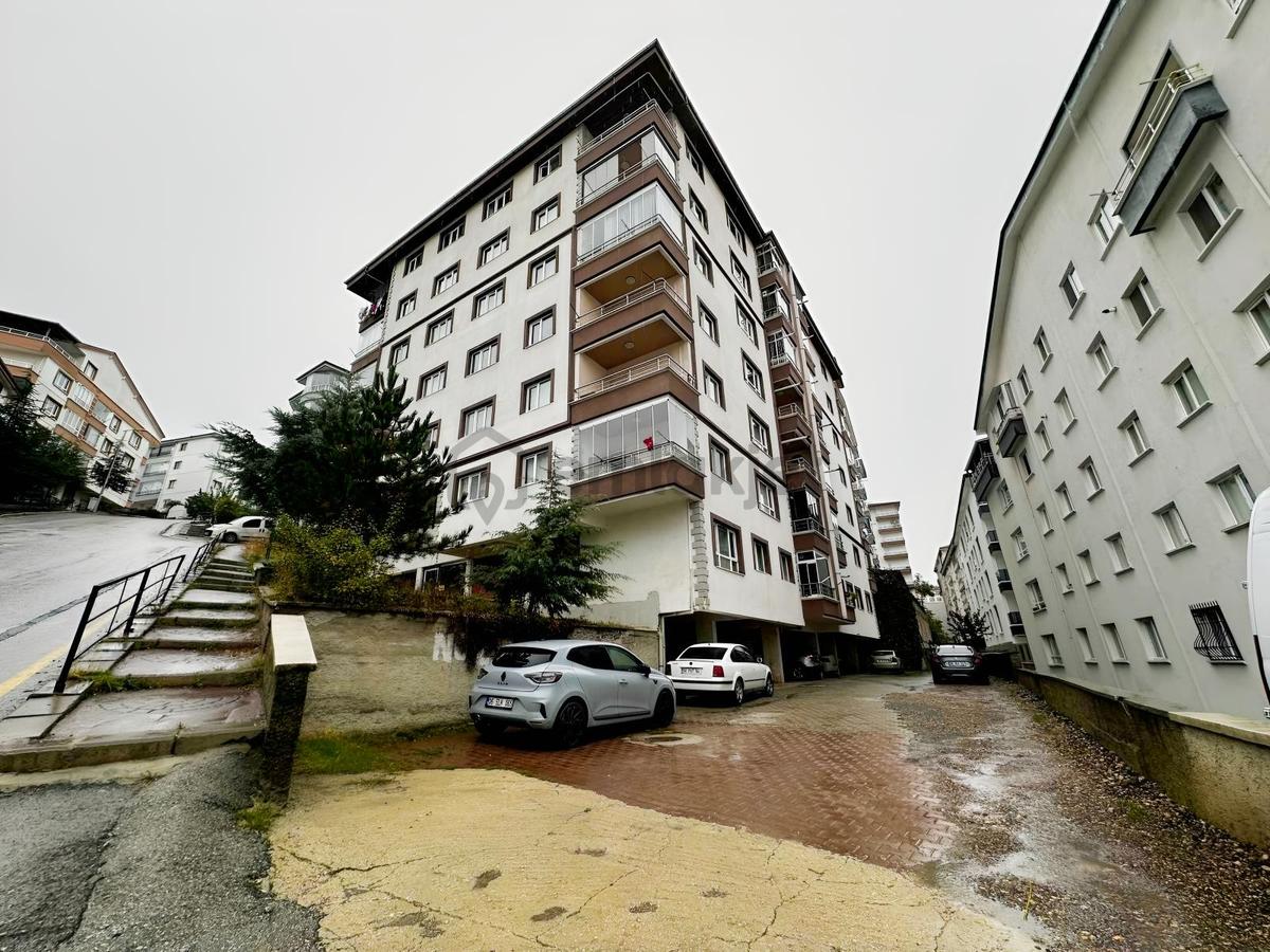 Neşet Ertaş Caddesi Üzerinde Eşyalı Kiralık 3+1 Daire - 30