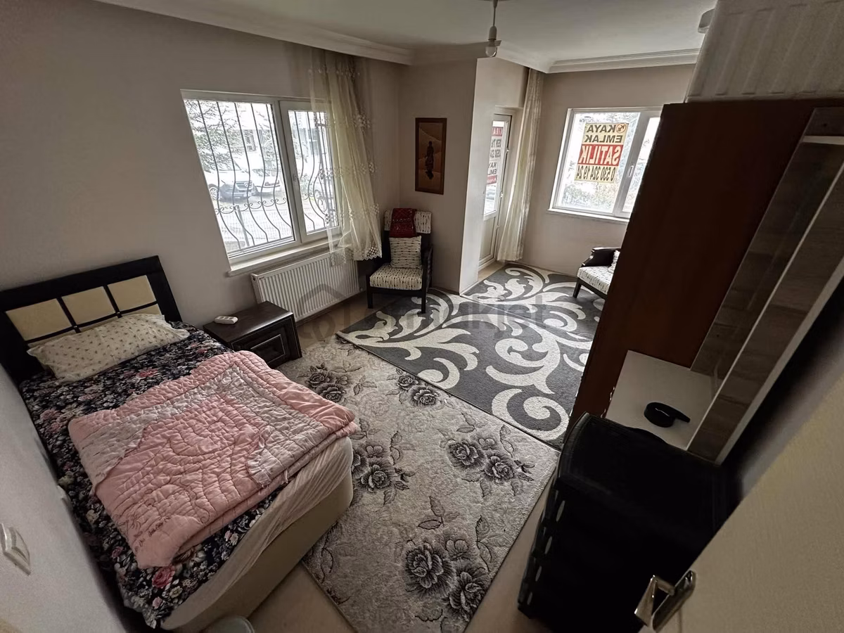 Neşet Ertaş Caddesi Üzerinde Eşyalı Kiralık 3+1 Daire - 13