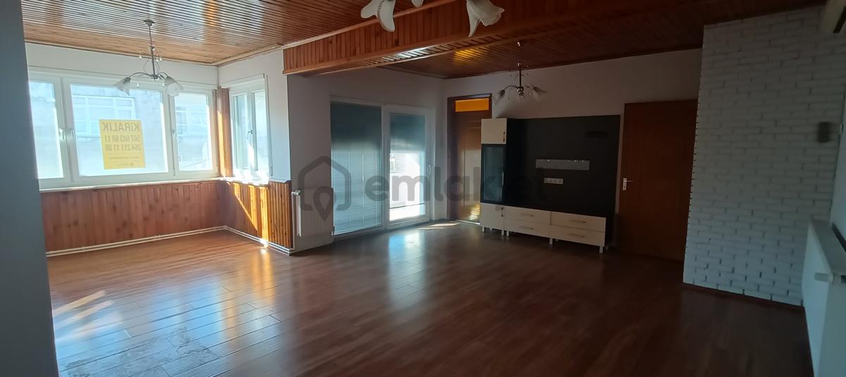Serdivan Merkezde 200 M2 Geniş Bakımlı Düz Daire - 33