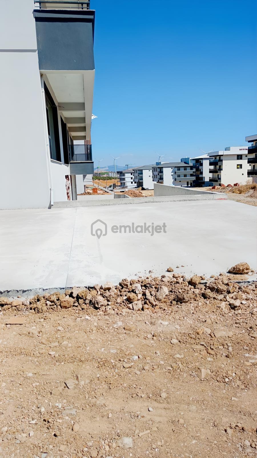 Aliağa Kurtuluş Mahallesinde Kiralık 3+1 Daire - 34