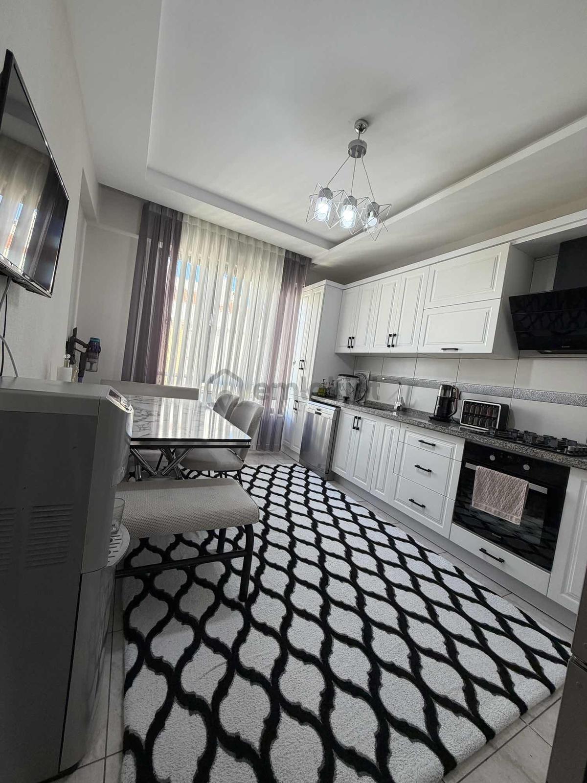 Karatay Keçeciler Cad Üzerinde 3+1 Satılık Lüx Daire