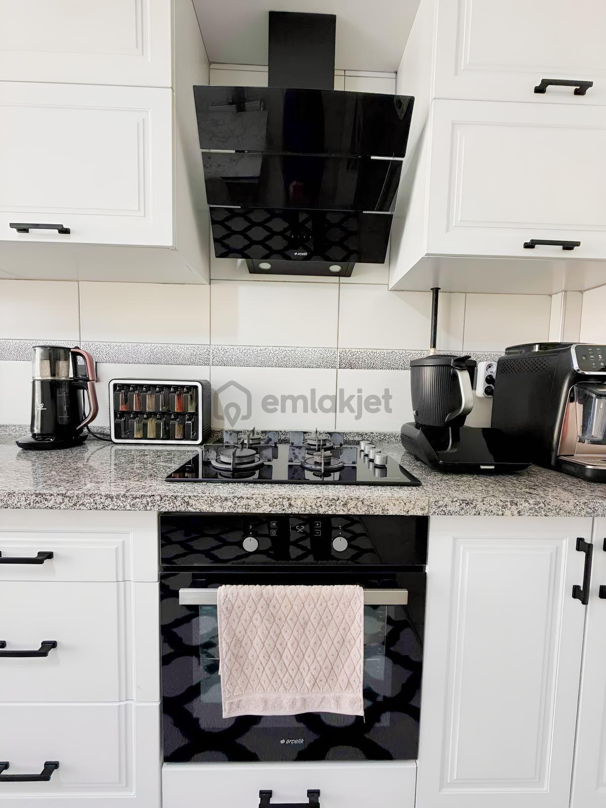 Karatay Keçeciler Cad Üzerinde 3+1 Satılık Lüx Daire - 4