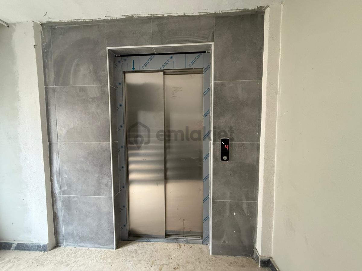 Redstone Lüleburgaz Büyükkarıştıran E-5 Üzerinde Satılık Depo - 14