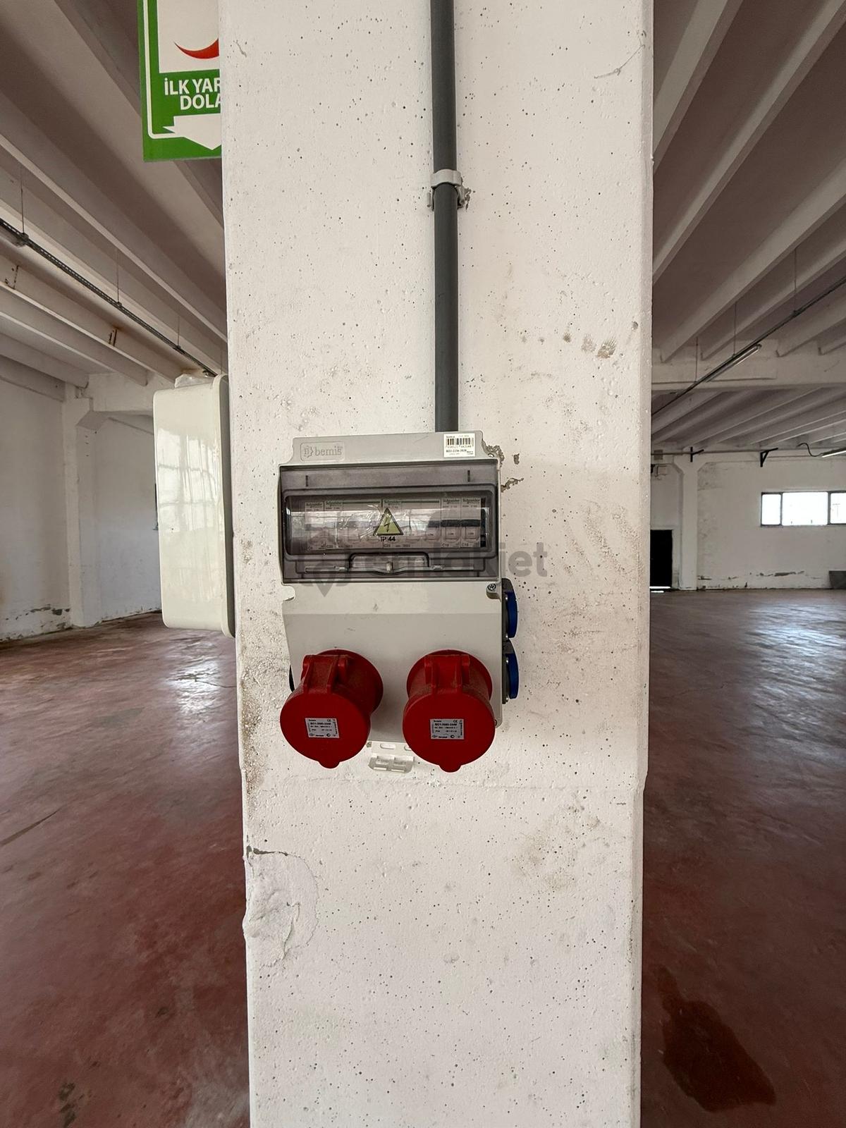 Redstone Lüleburgaz Büyükkarıştıran E-5 Üzerinde Satılık Depo - 24