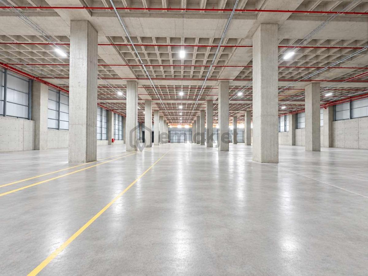 Pelitlide Kiralık 14.500 M2 Boş Depo - 3