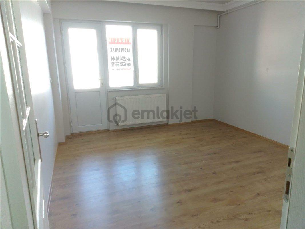 Gürsu'da Ulaşıma Yakın 2+1 Kiralık Daire - 15