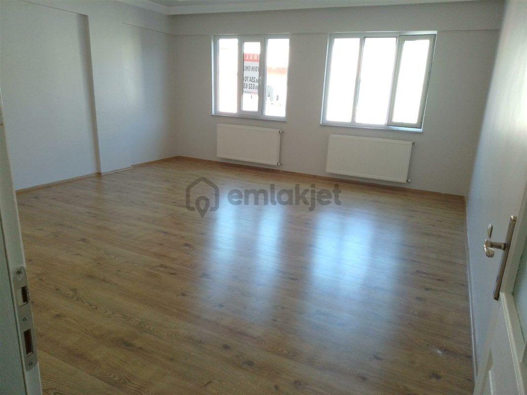 Gürsu'da Ulaşıma Yakın 2+1 Kiralık Daire - 3