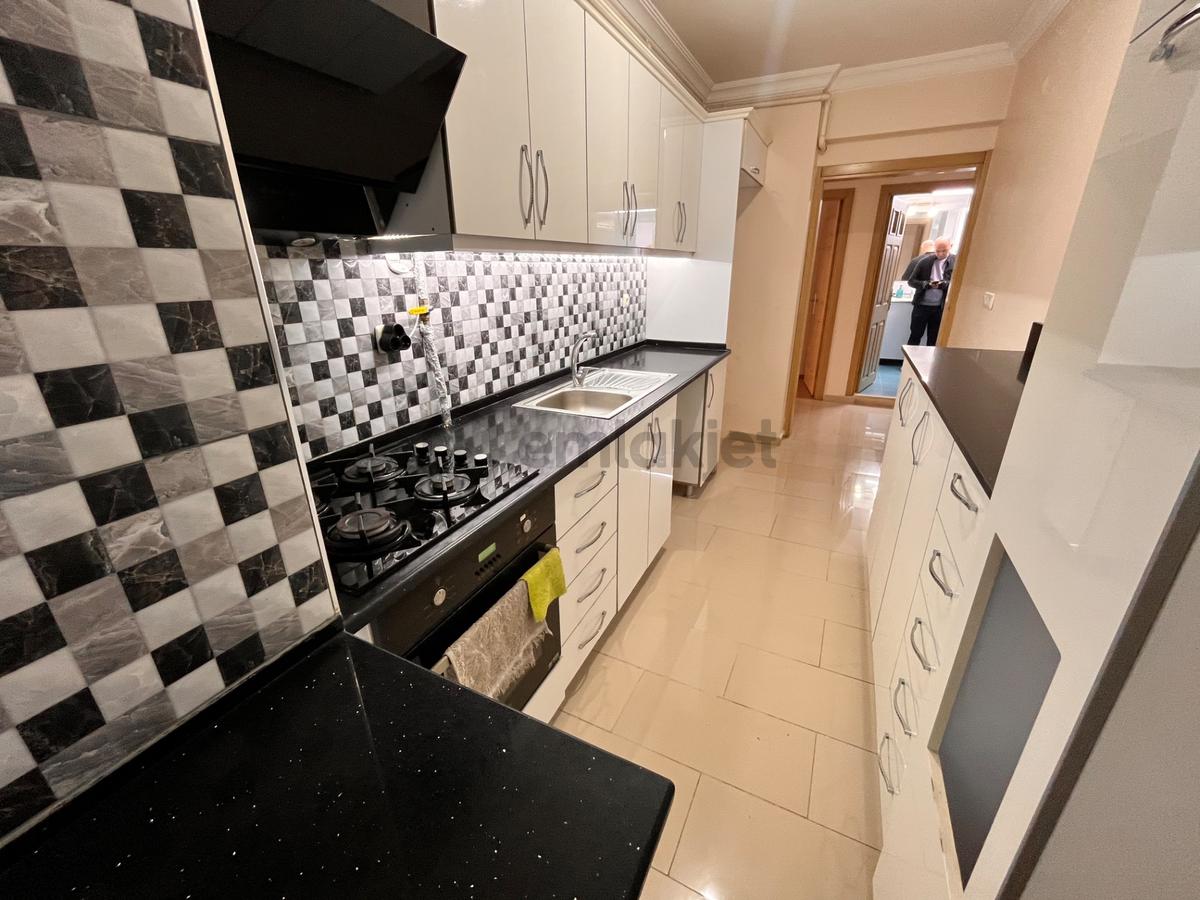 Hakimevlerinde Cadde Paralelinde 3+1 130m2 Temiz Bakımlı - 8