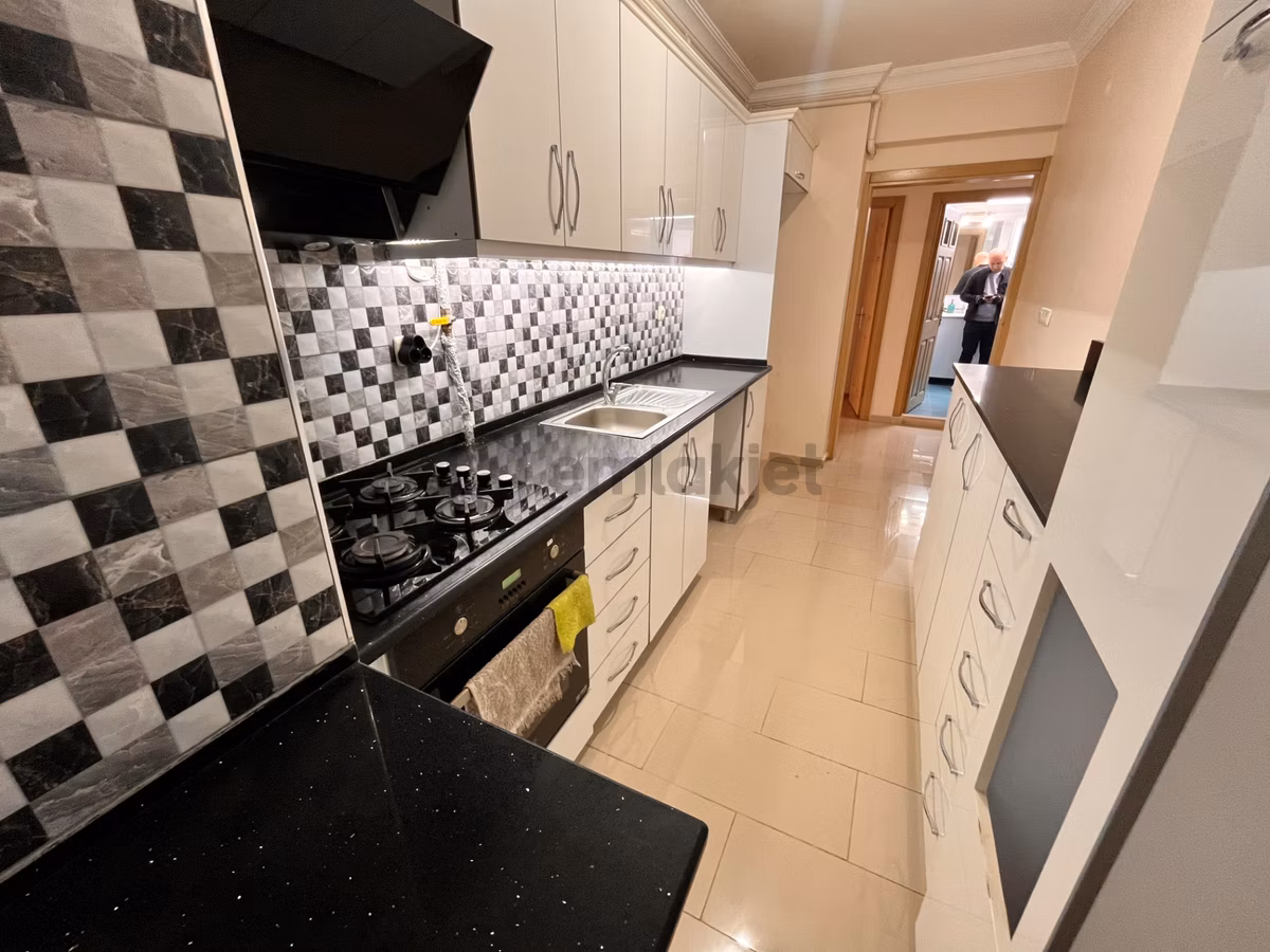 Hakimevlerinde Cadde Paralelinde 3+1 130m2 Temiz Bakımlı - 11