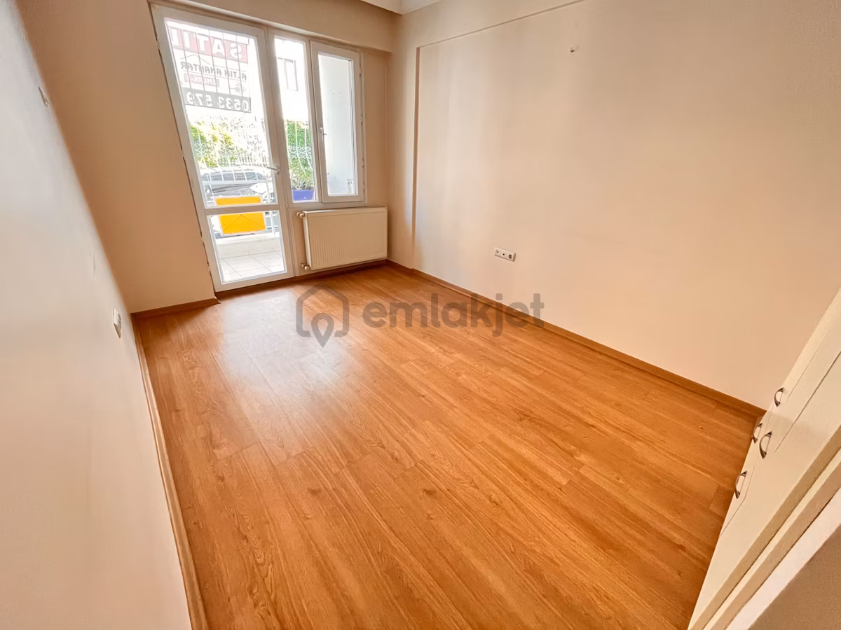 Hakimevlerinde Cadde Paralelinde 3+1 130m2 Temiz Bakımlı - 18