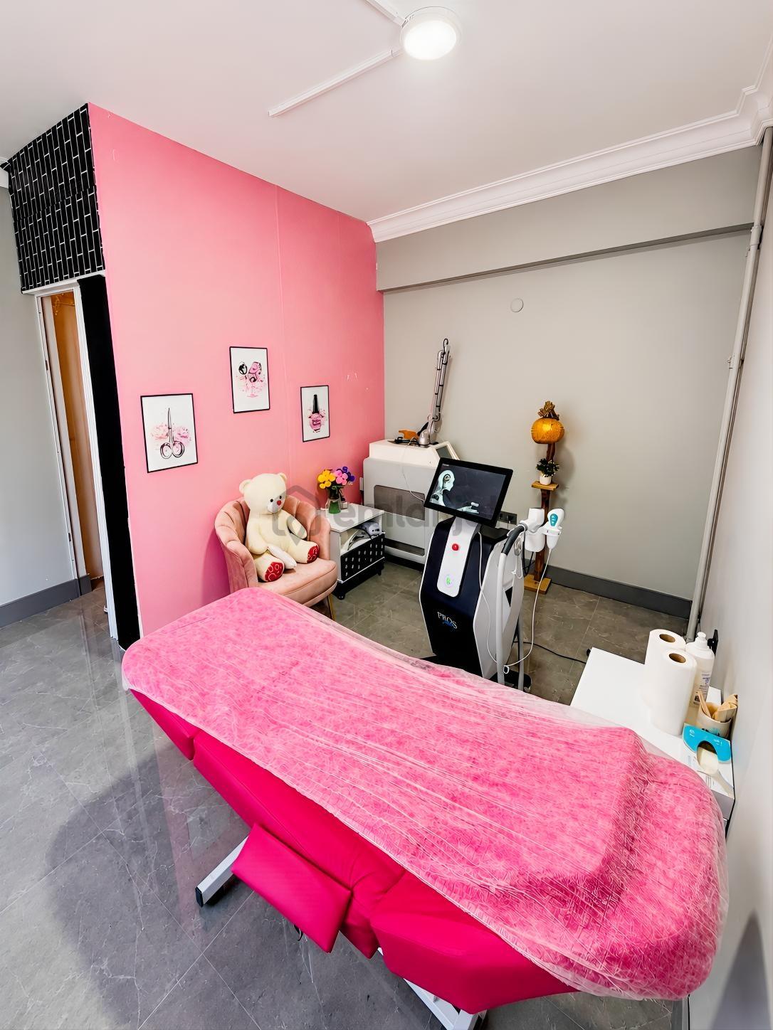 Devren Kiralık Yoğun İşleyen Aktif Güzellik Merkezi - 17