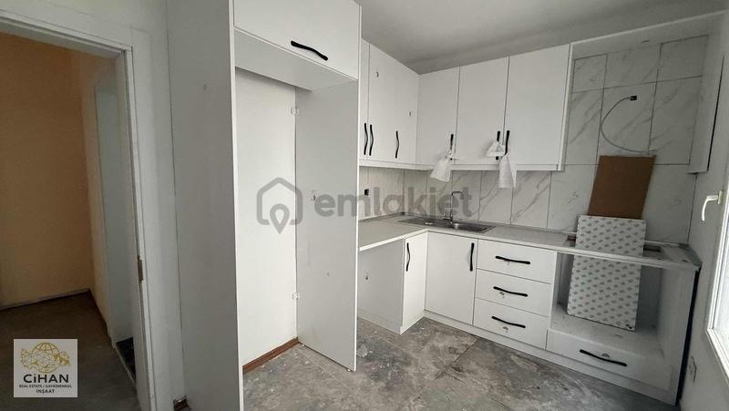 Kuşadası Merkezde İster Ofis İster Daire - 3
