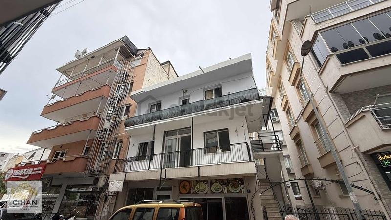 Kuşadası Merkezde İster Ofis İster Daire