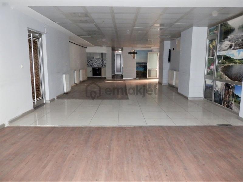 Necatibey Caddesinde Satılık 150 M2 Birinci Kat Ön Cephe İş Yeri - 6