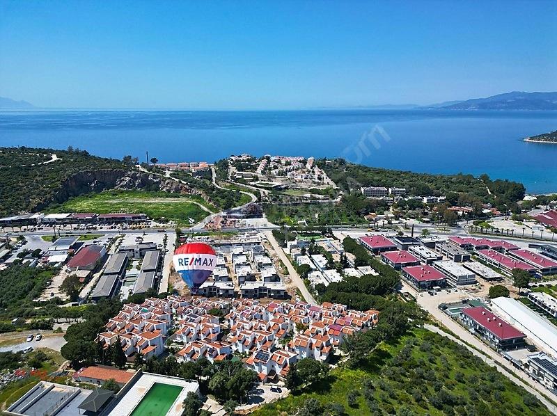 Kuşadası'nda Denize Yürüme Mesafesinde Satılık 4+1 Villa - 2