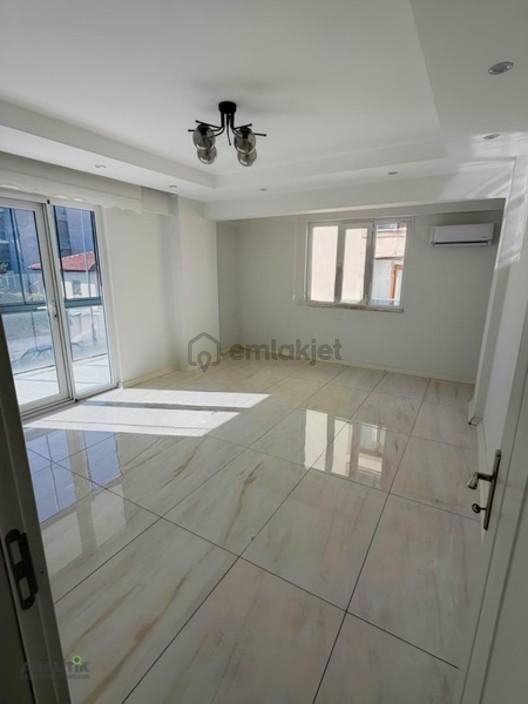 Fatihte Cadde Üzeri Lüks Kiralık 3+1 Daire - 9