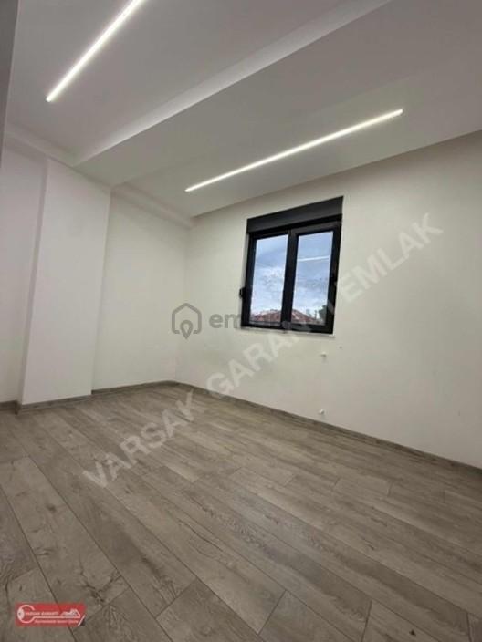 Zemin Parasına Katta Sıfır İskanlı Satılık Daire - 6