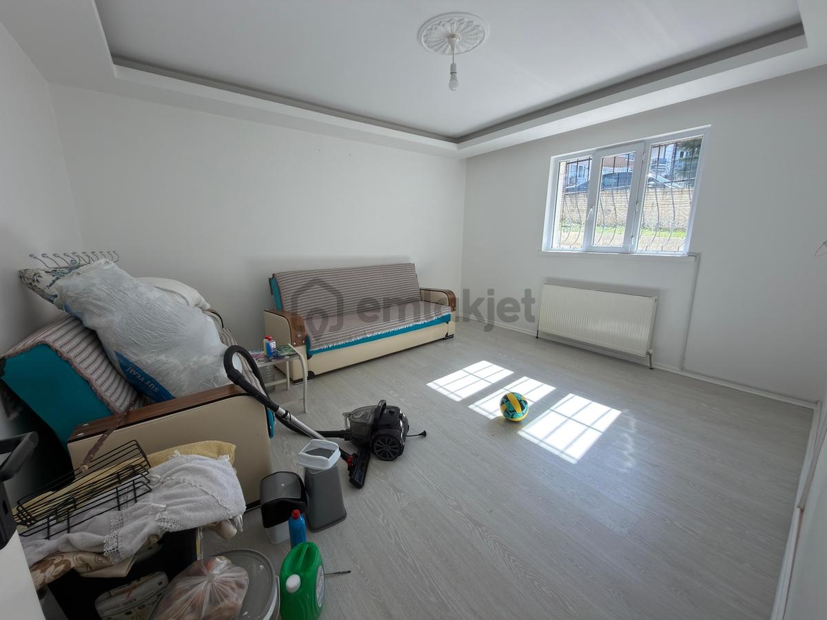 Ümitova Caddesinde Asansörlü Güney Doğu Cephe 4+1 - 7