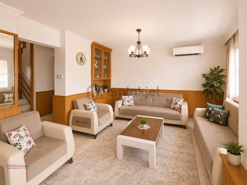 Kuşadası Bayraklıdedede Sitesinde 4+1,çift Cepheli Villa - 8