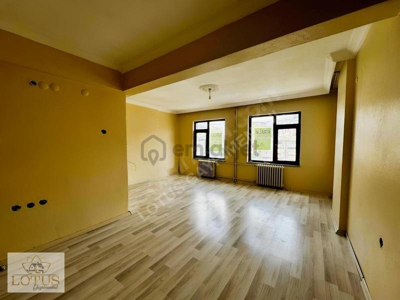 Kuruçeşme 3+1 Merkezi Konum Arakat Kiralık Daire - 11