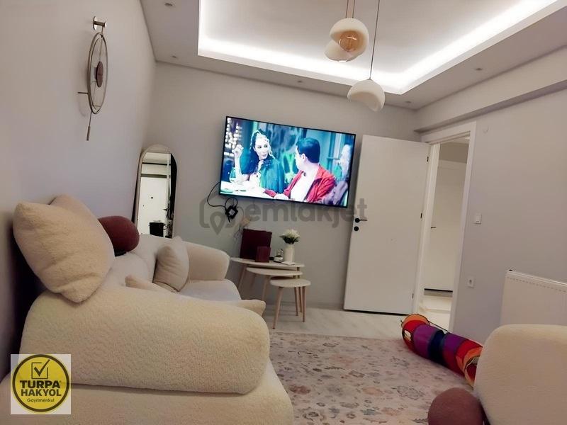 Satılık 3 Katlı Sıfır Tadilatlı Süper Bir Bina 2 Daire+ 1 Dükkan - 2