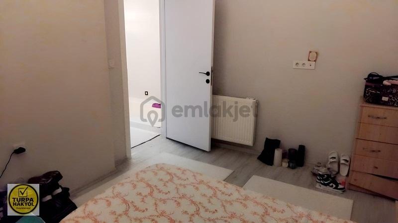 Satılık 3 Katlı Sıfır Tadilatlı Süper Bir Bina 2 Daire+ 1 Dükkan - 18