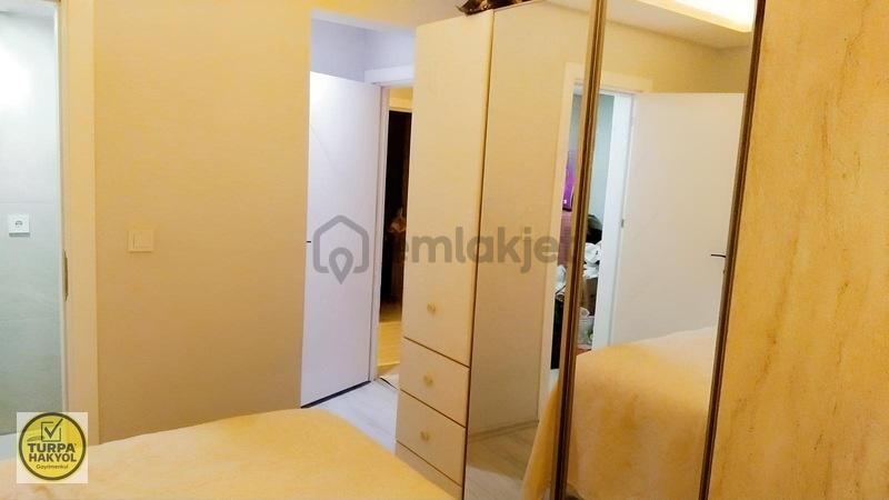 Satılık 3 Katlı Sıfır Tadilatlı Süper Bir Bina 2 Daire+ 1 Dükkan - 23