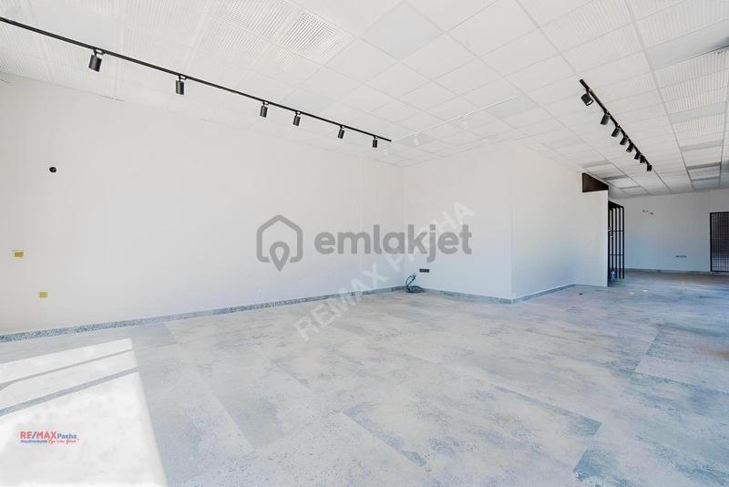 Kuşadası Davutlar Yolu Üzerinde Komple Bina - 22