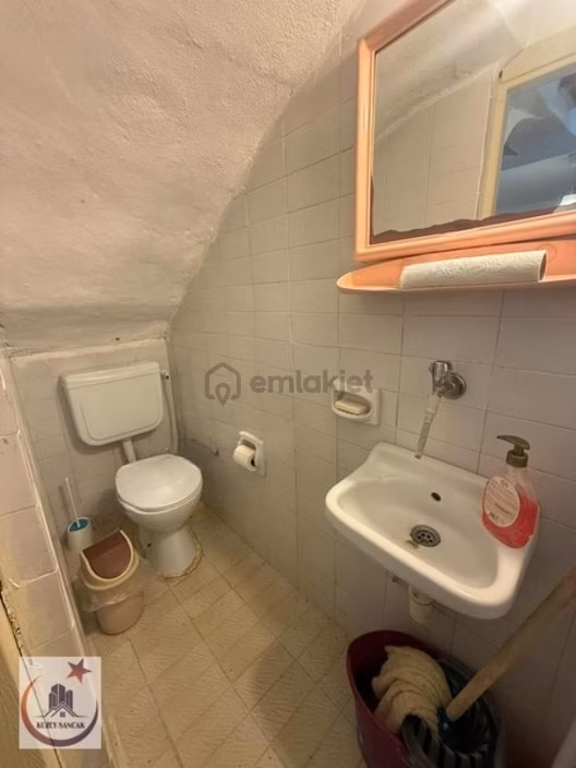 Kuzey Sancaktan Altınova Da Satılık Villa - 8