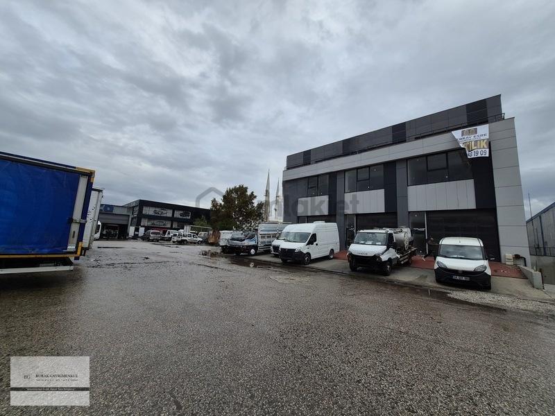 Şaşmaz Merkezde Cadde Üzeri Katta Kiralık - 12