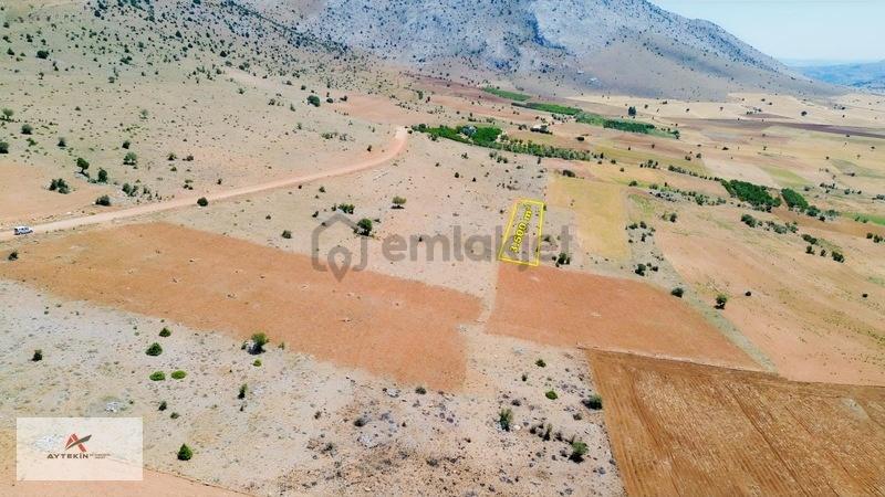 Karaman'da 3.500 M² Müstakil Tarla! Merkeze Sadece 23 Km! - 2